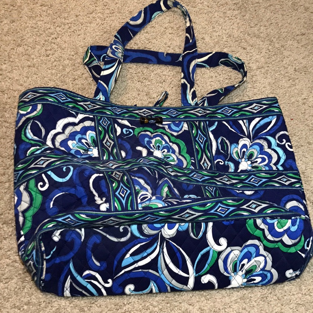 Vera Bradley tote bag